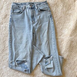 Wild Fable Light Wash Straight Leg Jeans with Rips